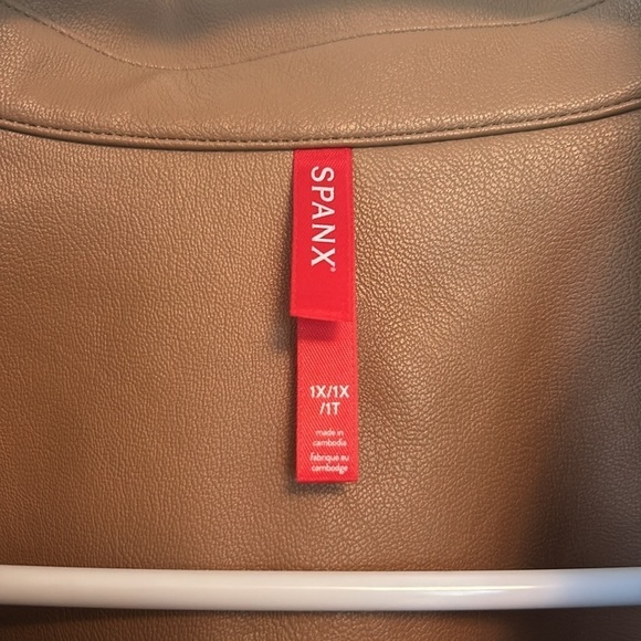 NWT Spanx tan faux leather shacket. Size 1X - Picture 3 of 6